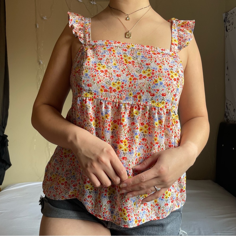 Ditsy Ruffle Strap Top